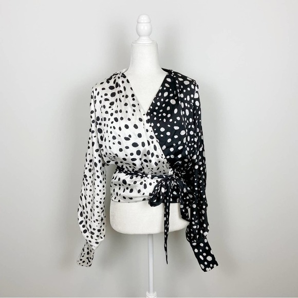 LPA Dolman Wrap Top in Austin Print - Picture 2 of 7